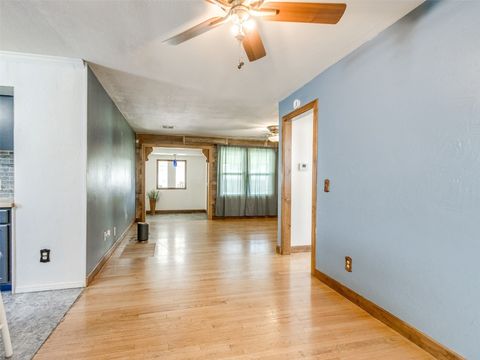 Single Family Residence in Oklahoma City OK 3208 NW 34th Street 20.jpg