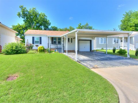 Single Family Residence in Oklahoma City OK 3208 NW 34th Street.jpg