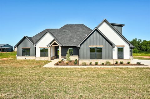 Single Family Residence in Guthrie OK 2441 Hawks Haven Drive.jpg