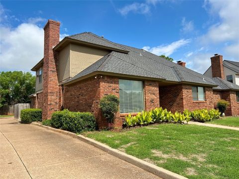 Duplex in Oklahoma City OK 11921 Shady Trail Lane.jpg