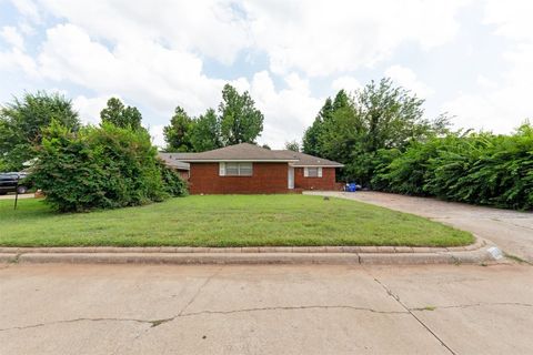 Single Family Residence in Del City OK 3308 Cheek Place.jpg