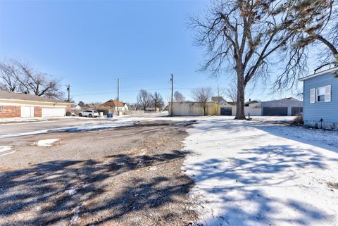 Unimproved Land in El Reno OK 320 N Choctaw Avenue.jpg