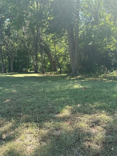 Unimproved Land in Guthrie OK 0001005 E lincoln Avenue.jpg