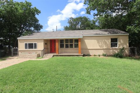 Single Family Residence in Del City OK 3805 SE 26th Street.jpg