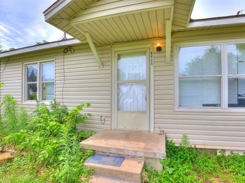 Single Family Residence in Oklahoma City OK 9424 NE 28th Street.jpg