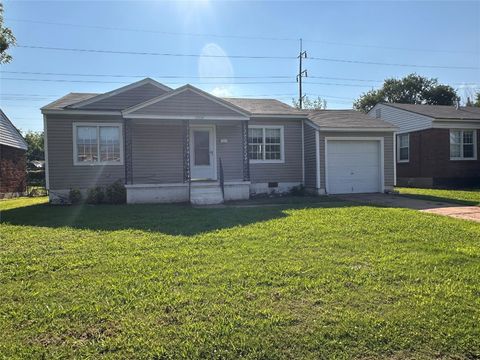 Single Family Residence in Del City OK 2305 Doris Drive.jpg
