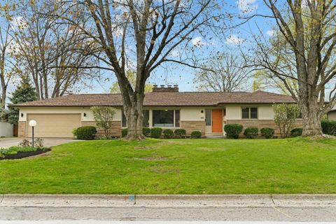 Single Family Residence in Upper Arlington OH 3885 Overdale Drive.jpg