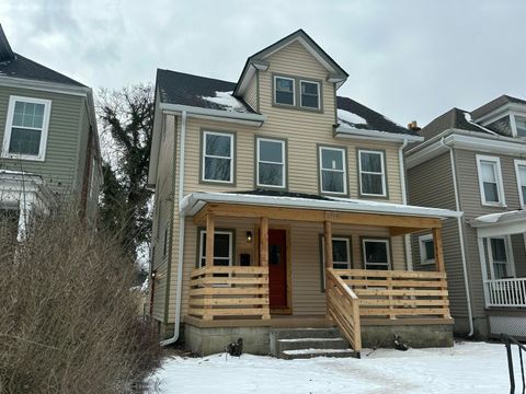 Single Family Residence in Columbus OH 1719 Oak Street.jpg