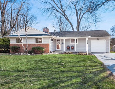 Single Family Residence in Upper Arlington OH 2645 Love Drive.jpg