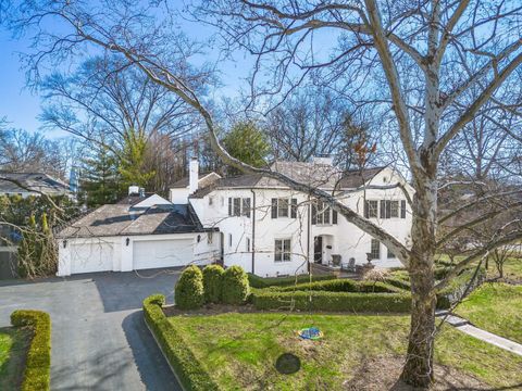 Single Family Residence in Bexley OH 250 Ashbourne Road.jpg