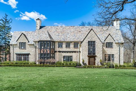 Single Family Residence in Bexley OH 189 N Parkview Avenue.jpg