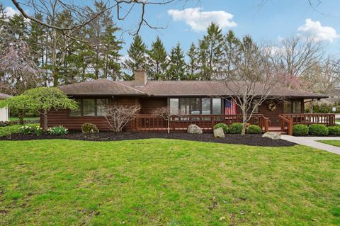 Single Family Residence in Upper Arlington OH 2436 Brixton Road.jpg