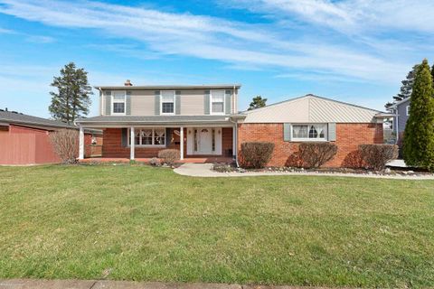 Single Family Residence in Warren MI 11161 Meadowbrook Drive.jpg