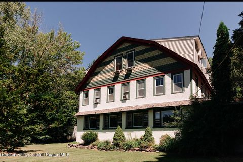  in Highmount NY 11 Highlands Road.jpg