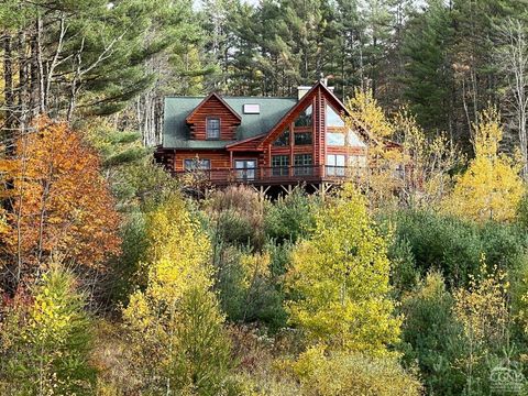 Single Family Residence in Stony Creek NY 60 Leon Ln.jpg