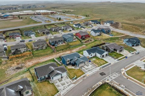 Single Family Residence in Rapid City SD 701 Haakon St 32.jpg