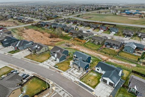 Single Family Residence in Rapid City SD 701 Haakon St 30.jpg