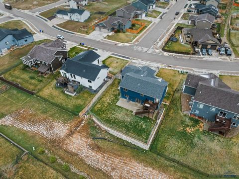 Single Family Residence in Rapid City SD 701 Haakon St 27.jpg