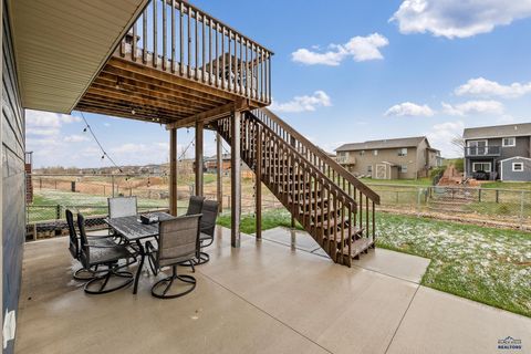 Single Family Residence in Rapid City SD 701 Haakon St 23.jpg
