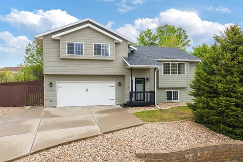 Single Family Residence in Rapid City SD 4312 Milehigh Ave.jpg