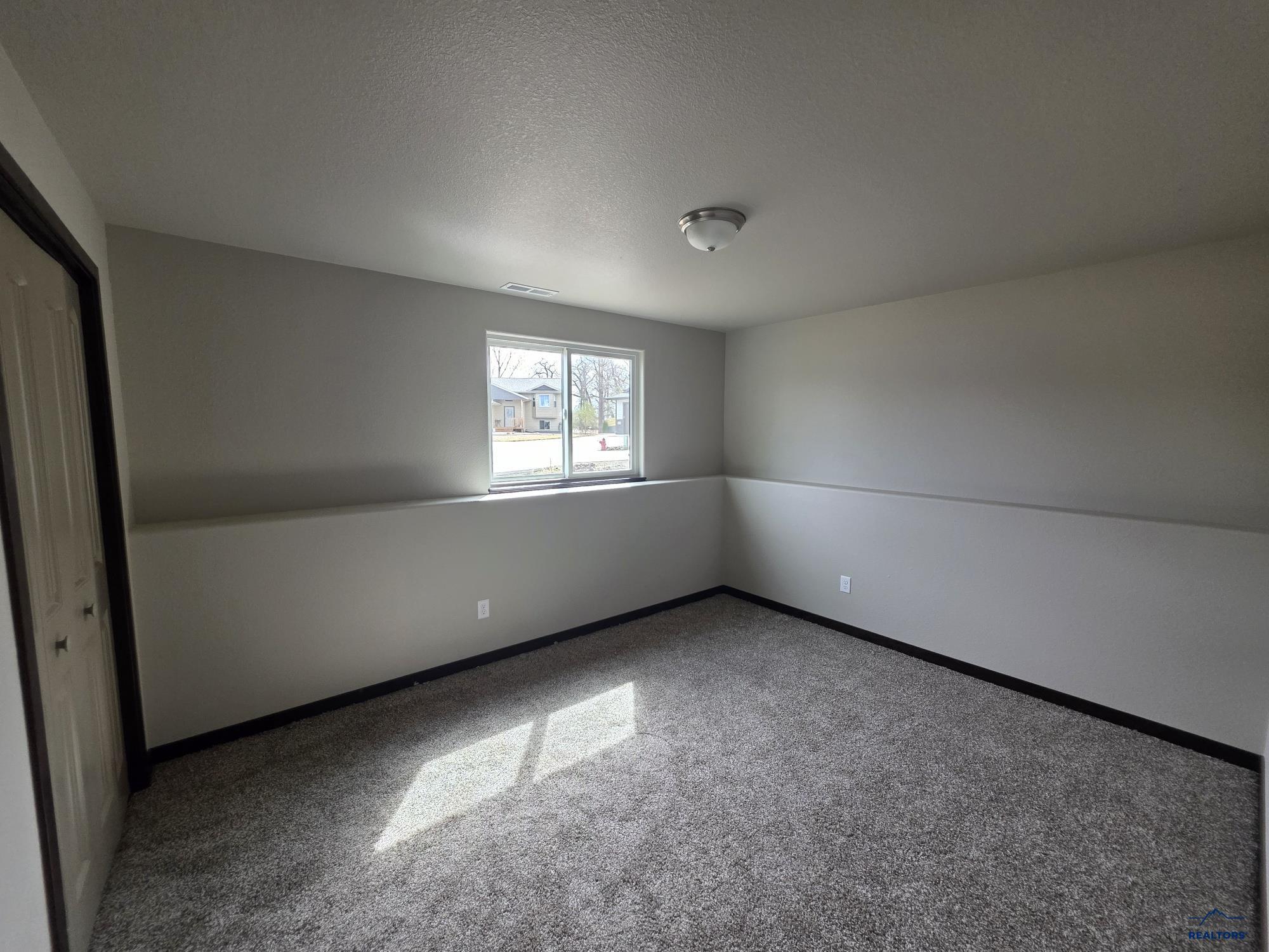 Single Family Residence in rapid city SD 4071 Altor Ln 6.jpg