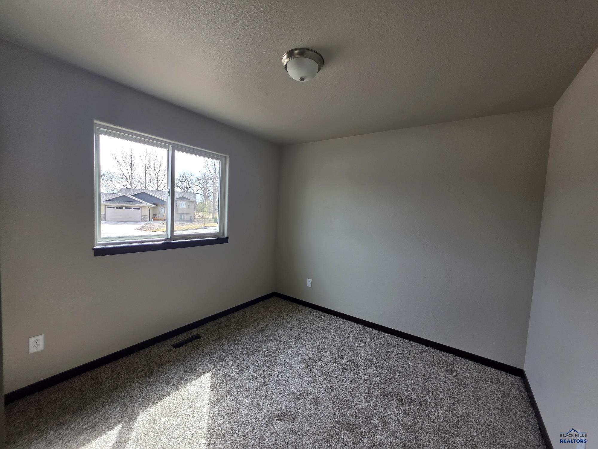 Single Family Residence in rapid city SD 4071 Altor Ln 5.jpg
