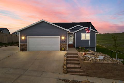 Single Family Residence in Rapid City SD 3128 Jessup Ln.jpg