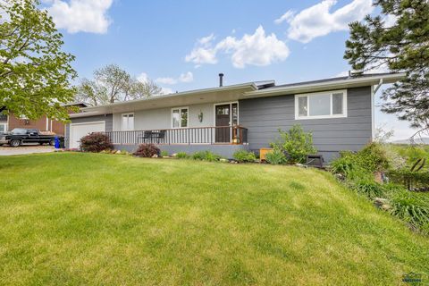 Single Family Residence in Rapid City SD 3423 Parkview Dr.jpg