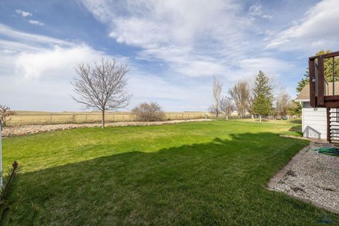 Single Family Residence in Rapid City SD 922 Virginia Ln 18.jpg