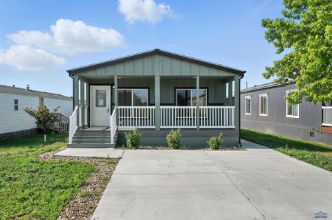Manufactured Home in Rapid City SD 4309 Circlewood Dr 1.jpg