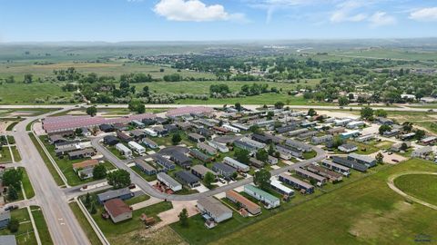 Manufactured Home in Rapid City SD 4309 Circlewood Dr 4.jpg
