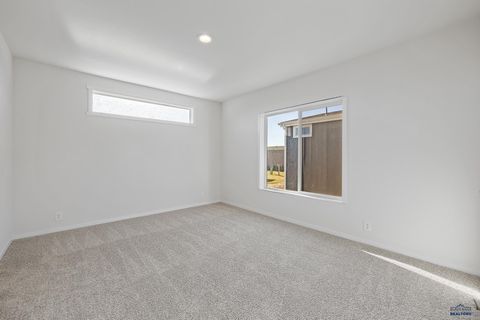 Manufactured Home in Rapid City SD 4309 Circlewood Dr 14.jpg
