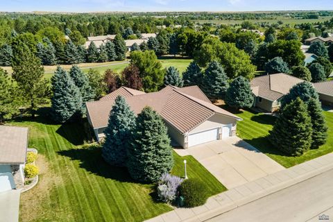 Single Family Residence in Rapid City SD 3432 Willowbend Rd.jpg