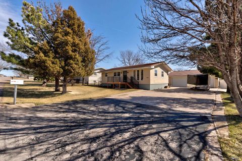 Single Family Residence in Rapid City SD 4129 Avenue A.jpg