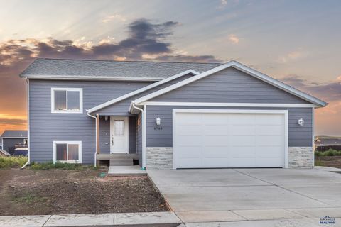 Single Family Residence in Rapid City SD 6748 Receda St.jpg