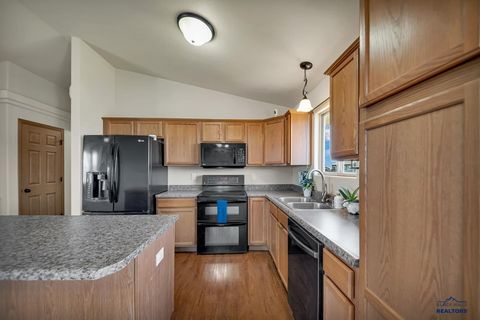 Single Family Residence in Box Elder SD 795 Sonic Way 4.jpg