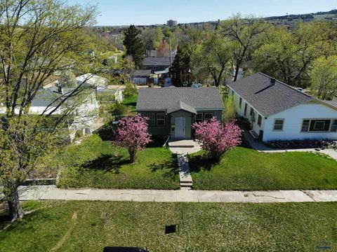 Single Family Residence in Rapid City SD 315 Franklin Franklin St 19.jpg