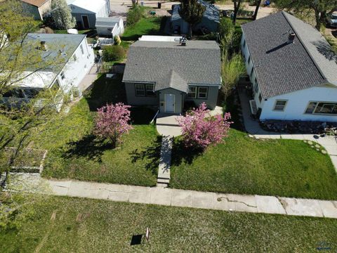 Single Family Residence in Rapid City SD 315 Franklin Franklin St 2.jpg