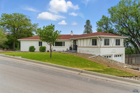 Single Family Residence in Rapid City SD 1102 Flormann.jpg