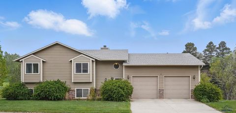 Single Family Residence in Rapid City SD 3209 Park Dr.jpg