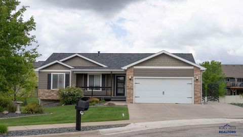 Single Family Residence in Rapid City SD 6817 Porthcawl Ct.jpg
