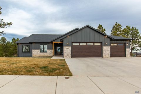 Single Family Residence in Rapid City SD 904 W Minnesota.jpg