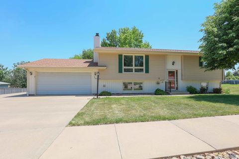Single Family Residence in Rapid City SD 604 Crestview Dr.jpg