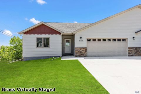  in Rapid City SD 3053 Hoefer Ave.jpg