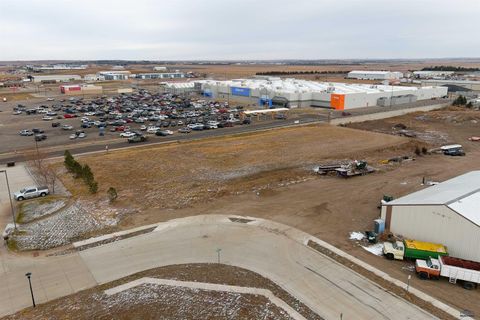 Unimproved Land in Pierre SD Lot 13R N Garfield Ave.jpg