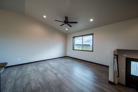Single Family Residence in Box Elder SD 413 Constitution Blvd 6.jpg
