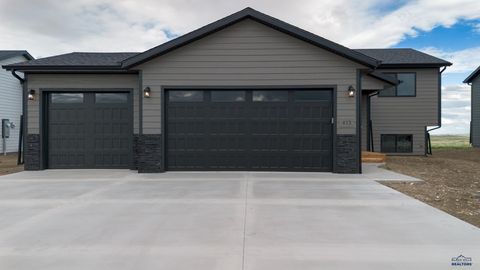 Single Family Residence in Box Elder SD 413 Constitution Blvd.jpg