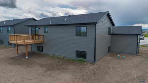 Single Family Residence in Box Elder SD 413 Constitution Blvd 3.jpg