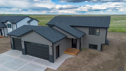 Single Family Residence in Box Elder SD 413 Constitution Blvd 2.jpg