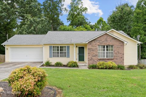 Single Family Residence in Powell TN 2230 Cripple Oak Lane.jpg
